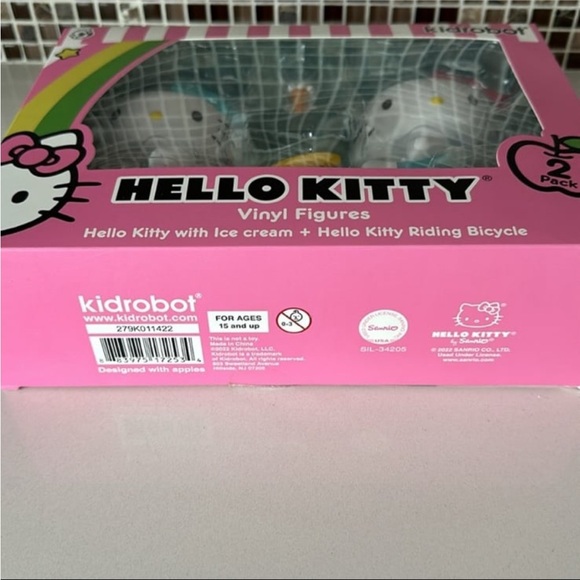 Kidrobot Hello Kitty NEW Vinyl Mini Figure 2 Pack 2021 Pop  KIDROBOT HELLO KITTY VINYL FIGURES NEW IN BOX